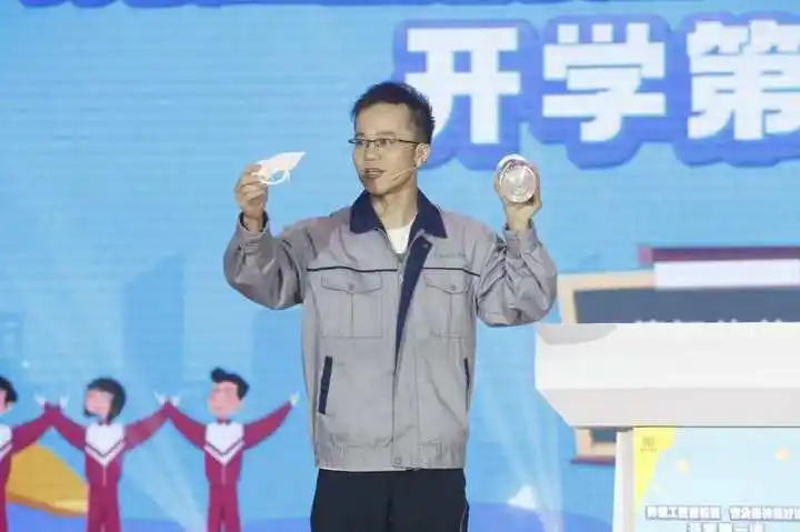 游泳名将叶诗文_游泳冠军叶诗文哪一个省人_游泳冠军叶诗文