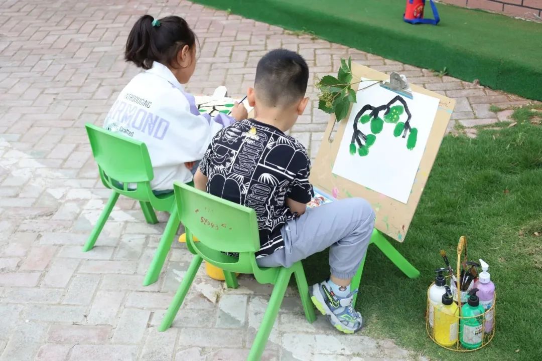 宿迁调研小组深入第一实小幼儿园：专家眼中