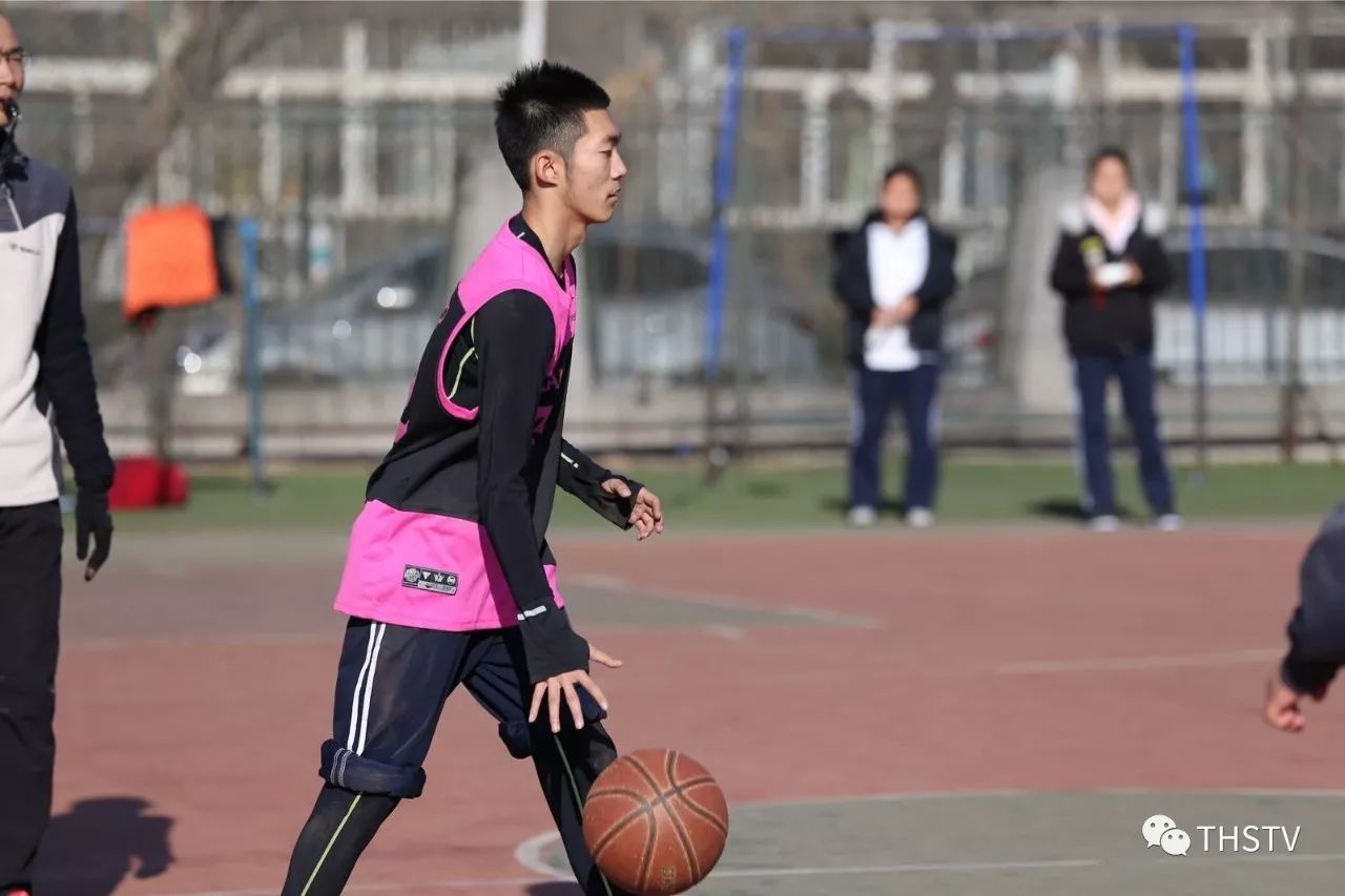 篮球里面的失误是怎么计算的_篮球失误球_篮球比赛规则倒计时失误