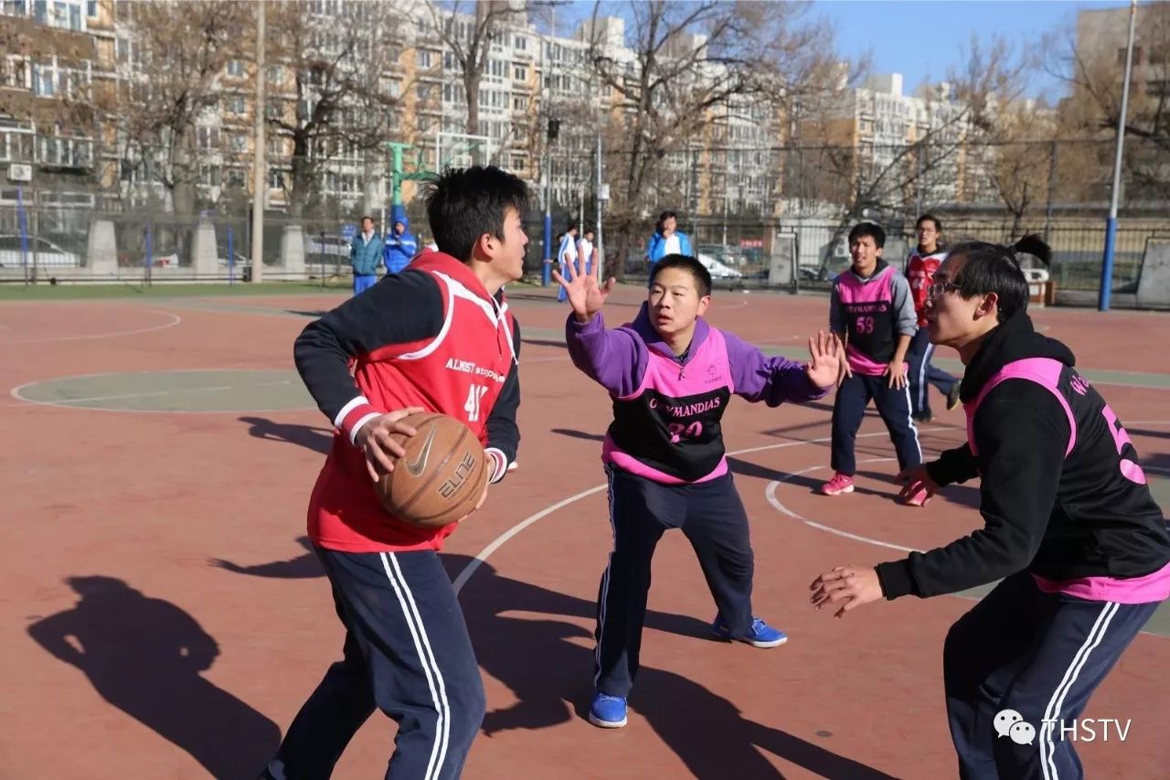 篮球里面的失误是怎么计算的_篮球比赛规则倒计时失误_篮球失误球