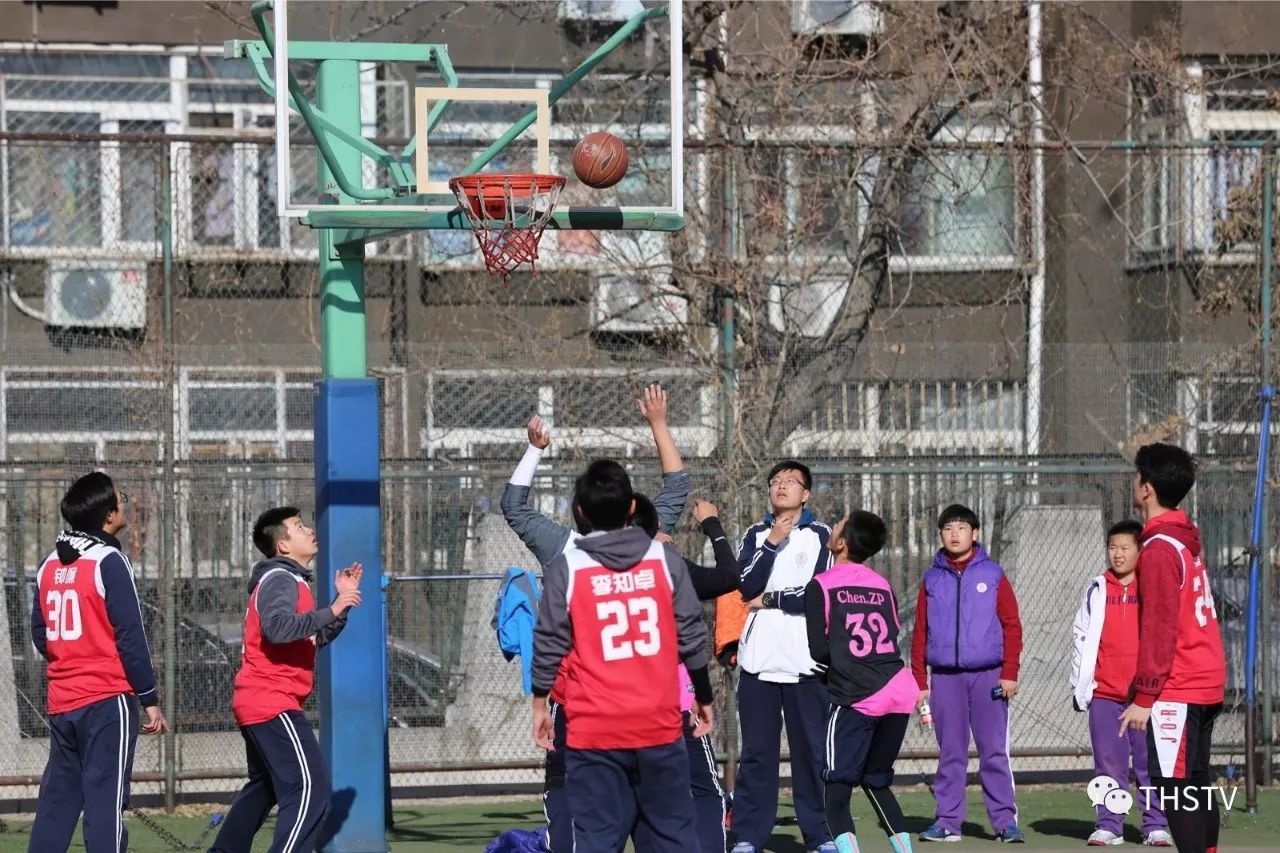 篮球比赛规则倒计时失误_篮球失误球_篮球里面的失误是怎么计算的