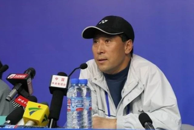 羽毛球运动员杨阳现状_杨阳羽毛球运动员_羽毛球杨阳比赛视频