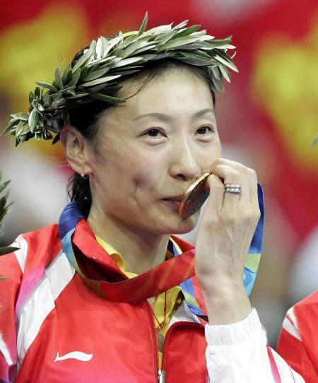 杨阳羽毛球运动员_羽毛球运动员杨阳现状_羽毛球选手杨阳