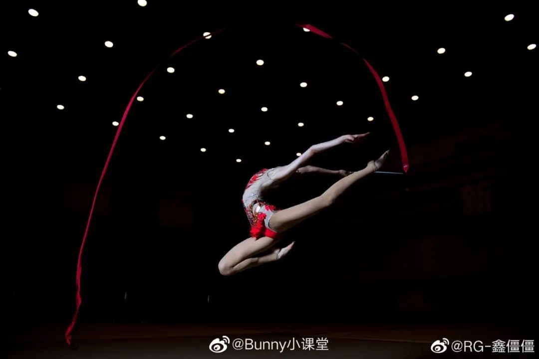 中国击剑冠军表情包可爱_击剑表情包mc_击剑表情包含义