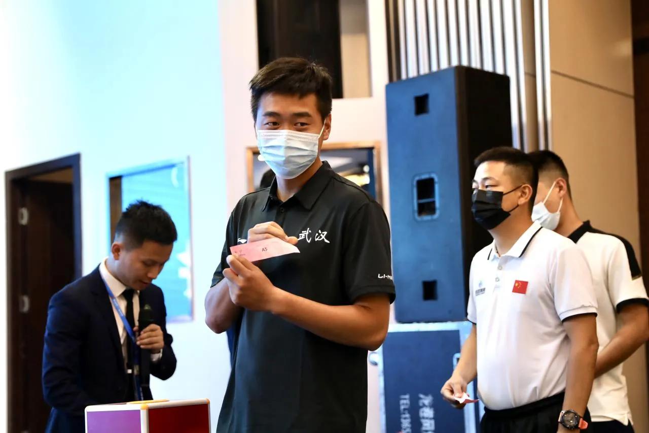 宜昌足球赛少年冠军锦标赛_宜昌足球青少年俱乐部_宜昌足球少年锦标赛冠军